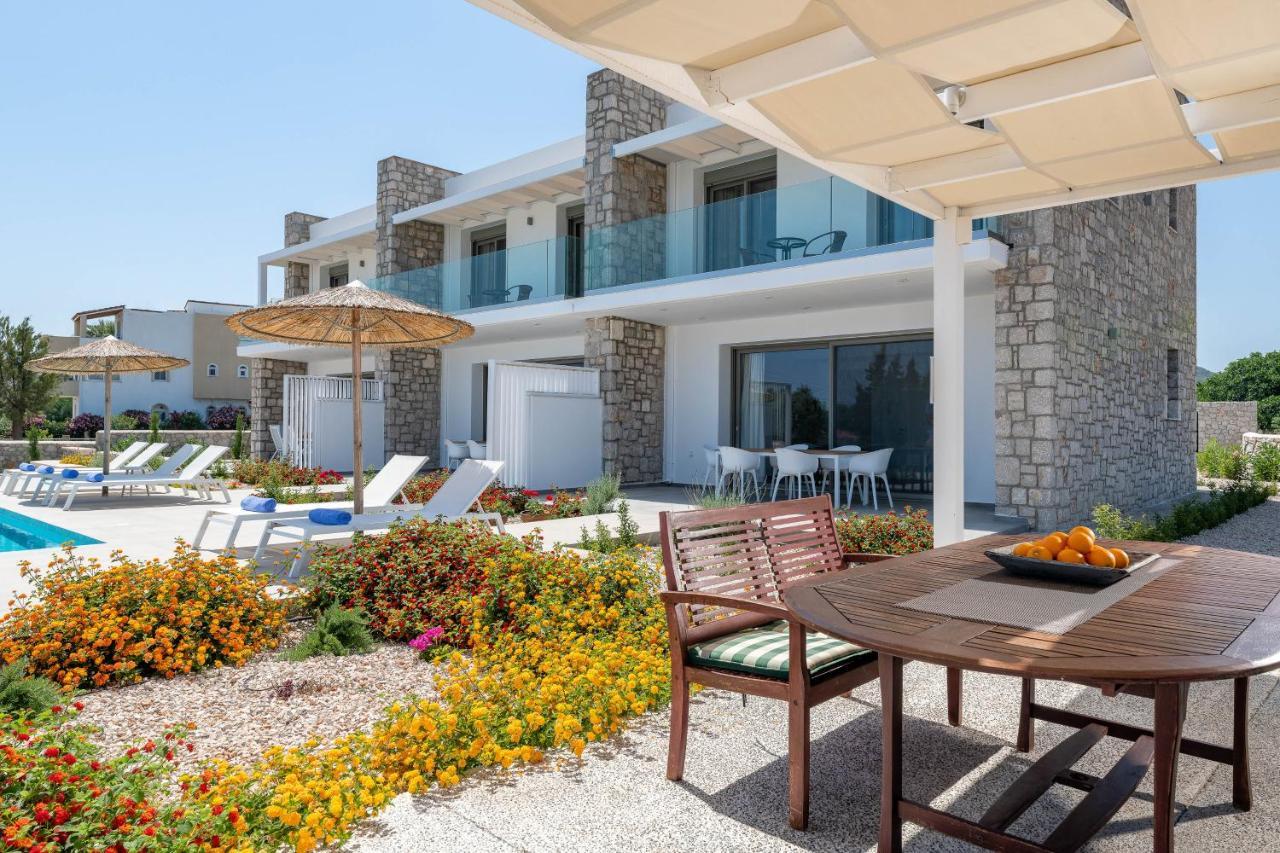 Gennadi Harmony Suites - 200 M From The Sea ภายนอก รูปภาพ