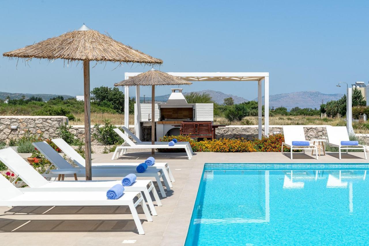 Gennadi Harmony Suites - 200 M From The Sea ภายนอก รูปภาพ