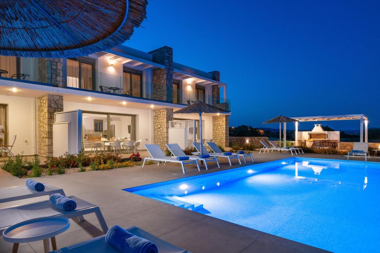 Gennadi Harmony Suites - 200 M From The Sea ภายนอก รูปภาพ