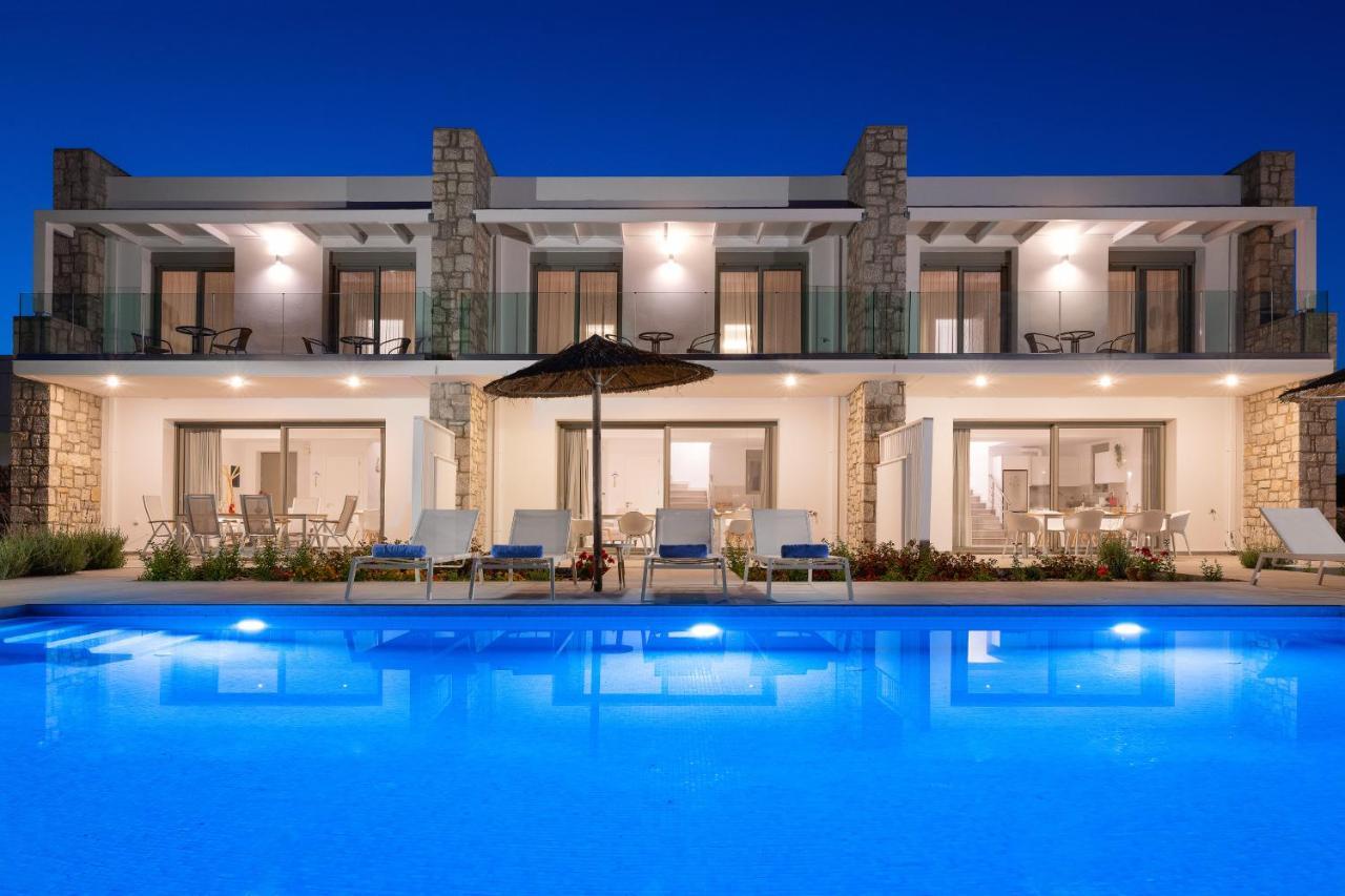 Gennadi Harmony Suites - 200 M From The Sea ภายนอก รูปภาพ