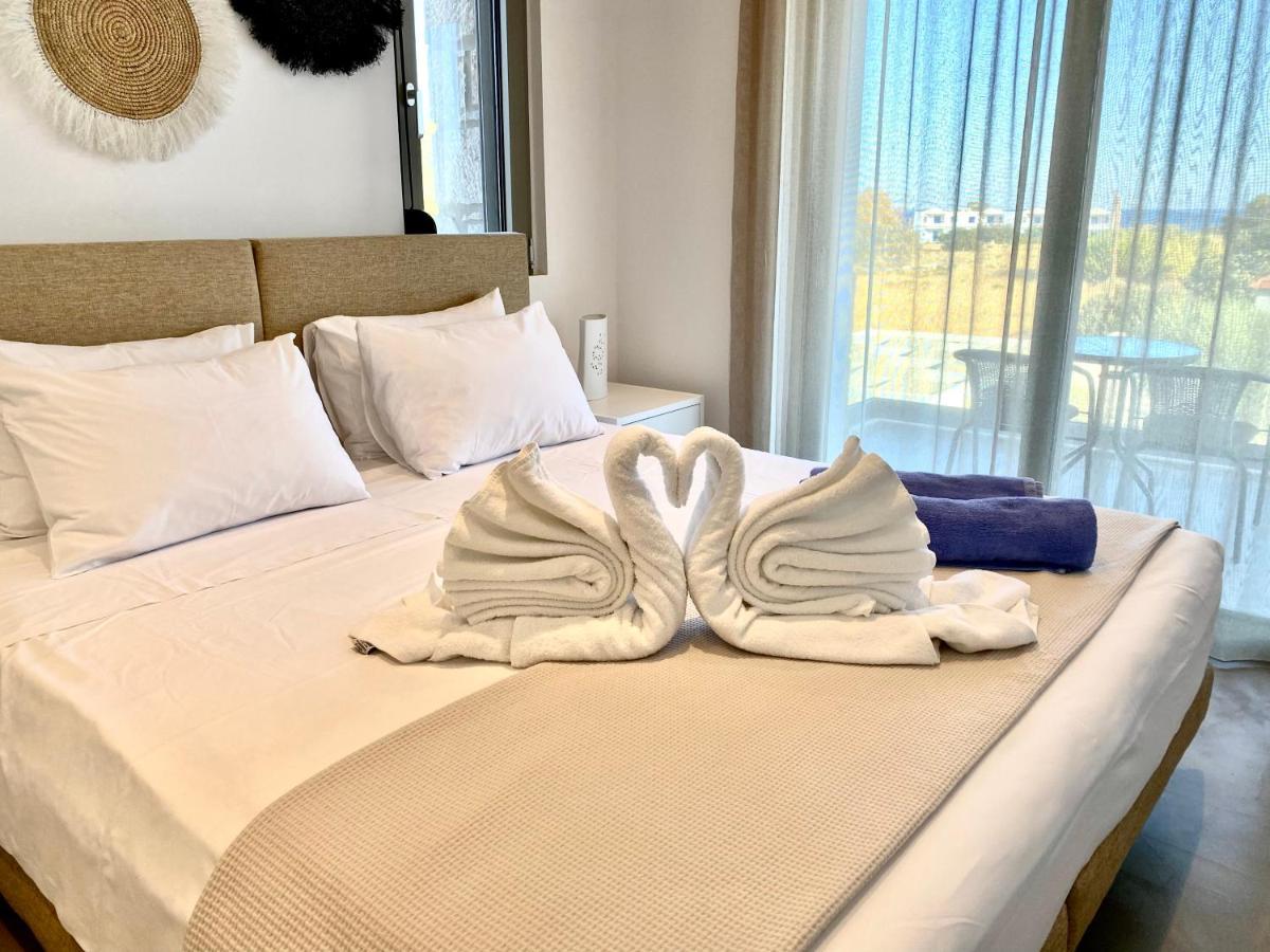 Gennadi Harmony Suites - 200 M From The Sea ภายนอก รูปภาพ